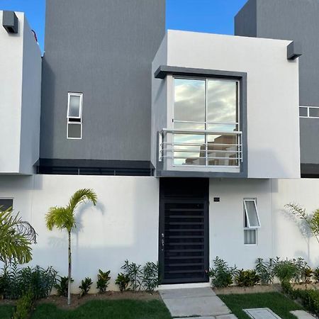 Casa Comoda Con Piscina Naranjo ภายนอก รูปภาพ