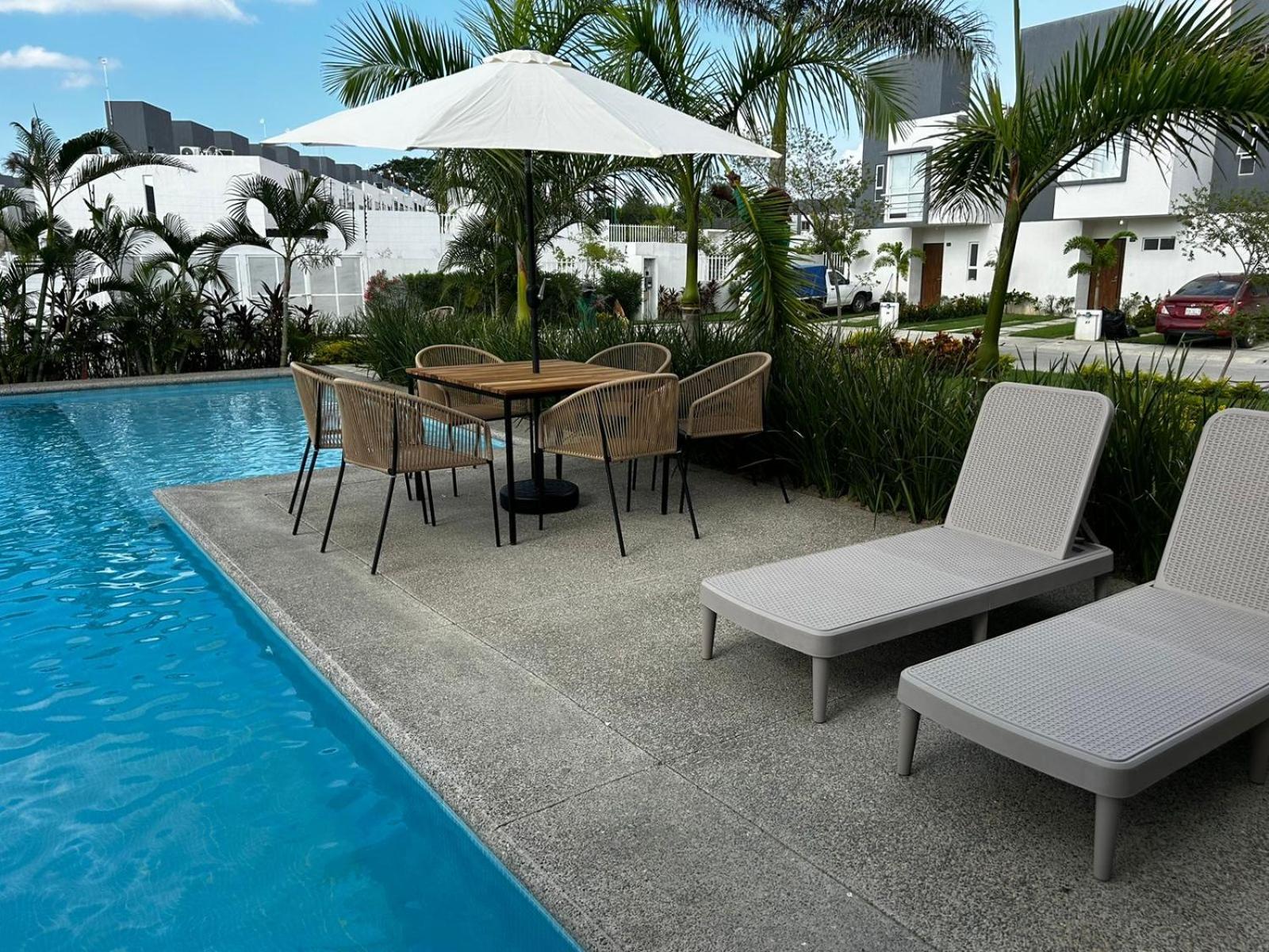 Casa Comoda Con Piscina Naranjo ภายนอก รูปภาพ